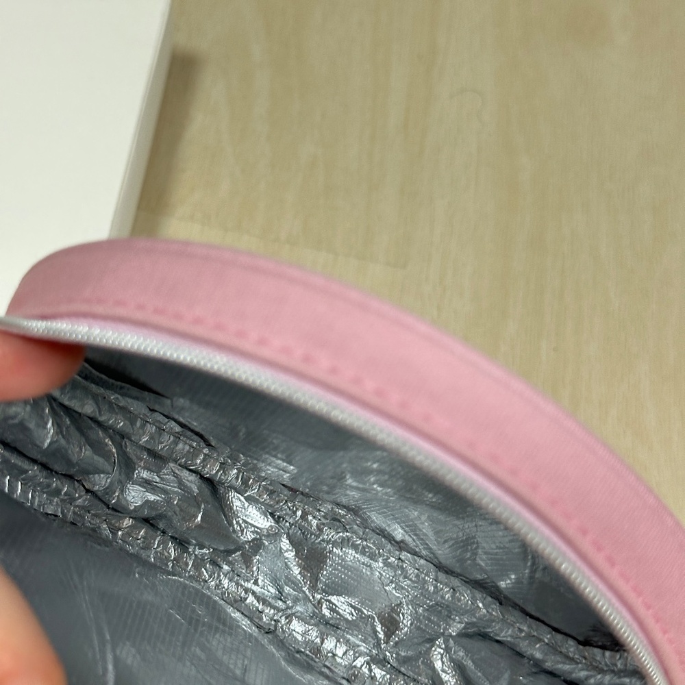 Chanel Baby Pink Cosmetic Makeup Pouch Bag VIP Gift - Picture 6 of 8